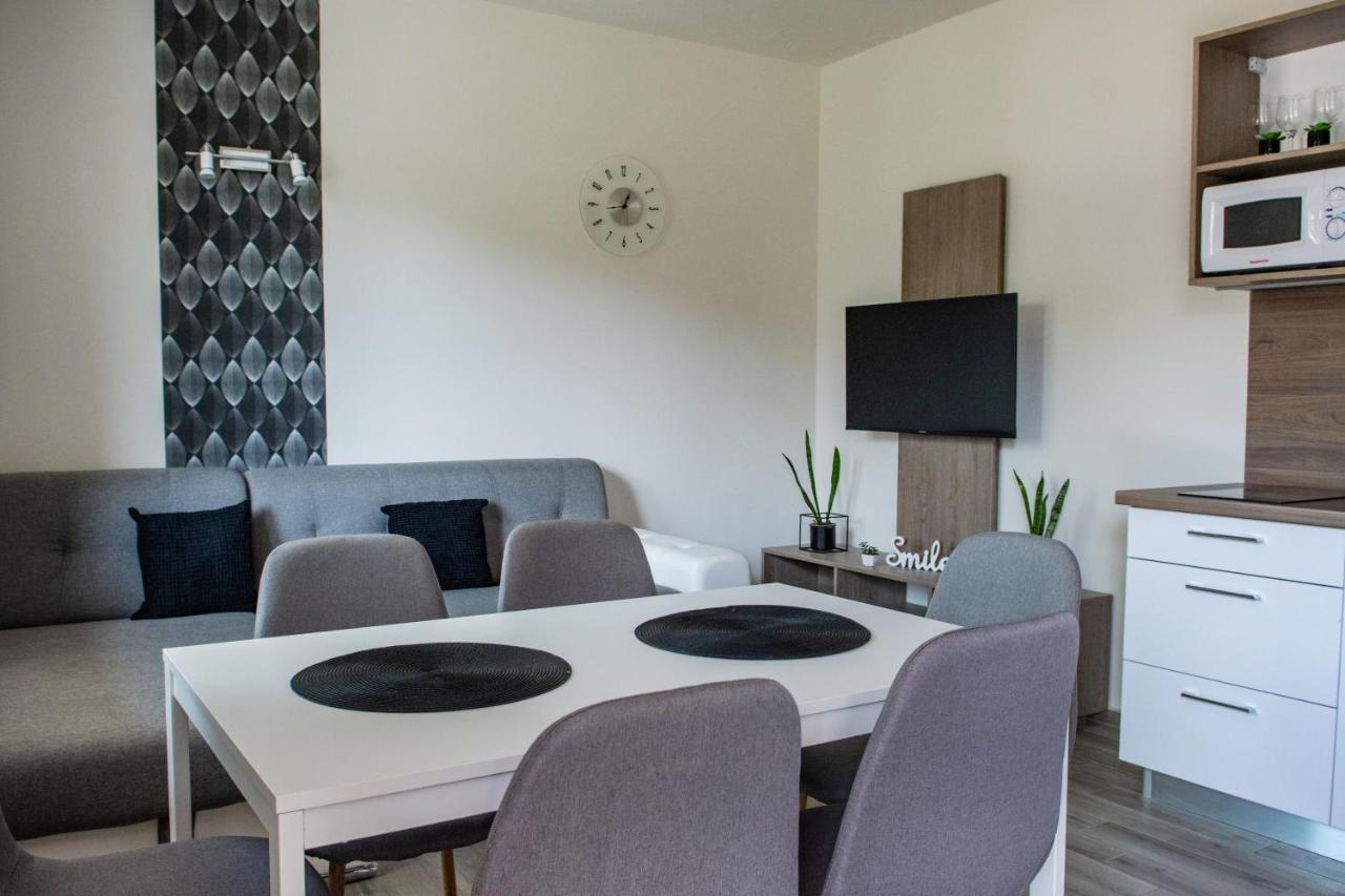 Tempo Apartman Siofok Exterior photo